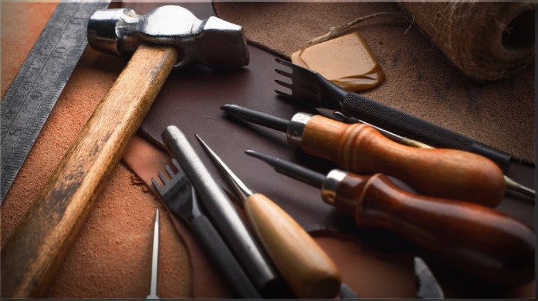 things to consider for leathercraft tools